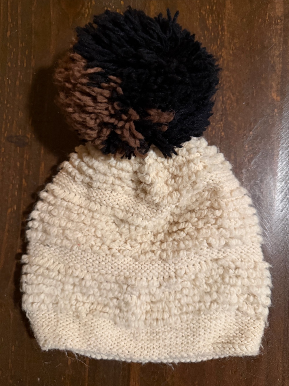 VTG Textured Cream Knit Pom Beanie with Earthy Two-Tone Pom